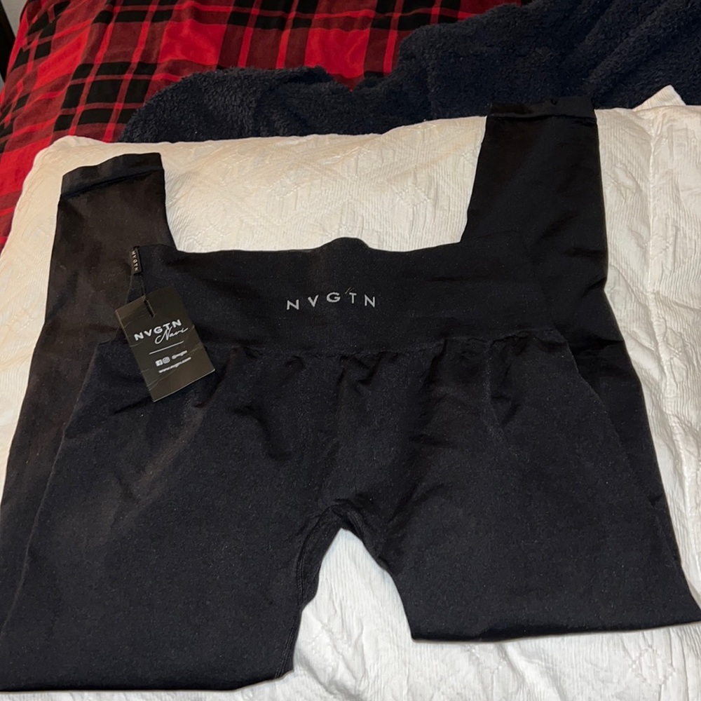BRAND NEW w tags